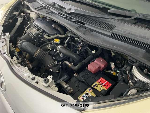 Toyota IQ 2012-08 8245483-14