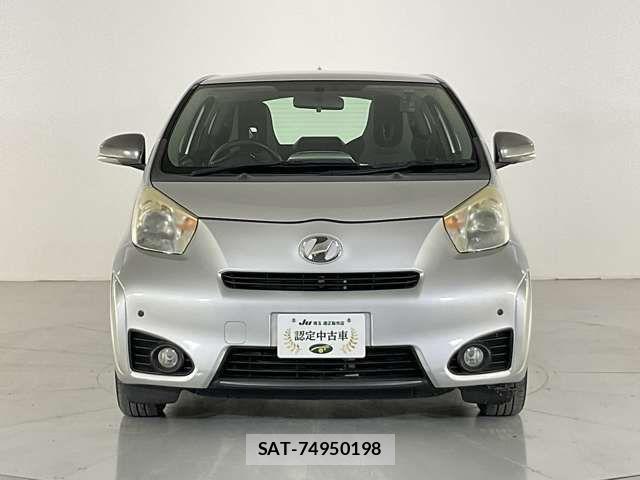 Toyota IQ 2012-08 8245483-4