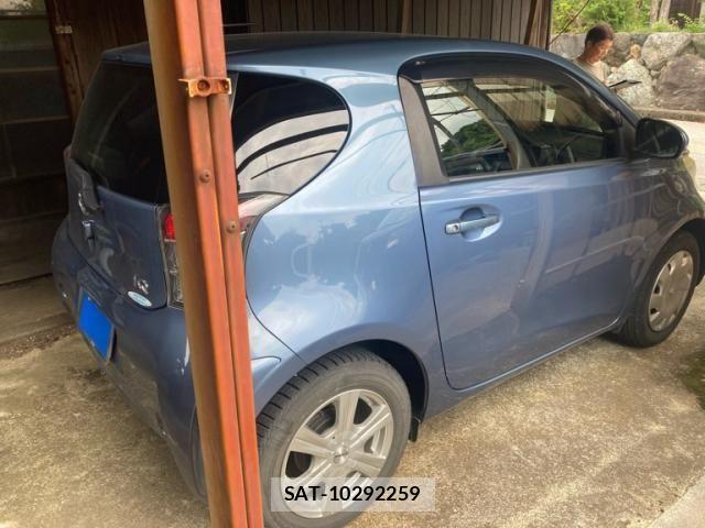 Toyota IQ 2013-09 8245484-10