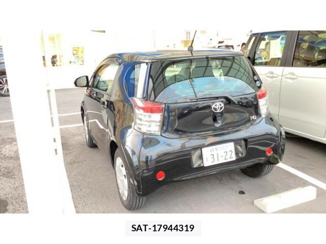 Toyota IQ 2009-09 8354718-1