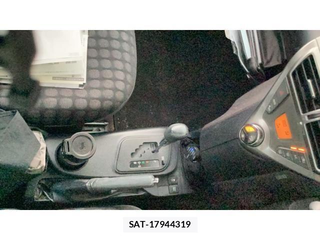 Toyota IQ 2009-09 8354718-5