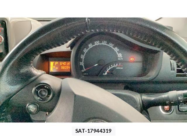 Toyota IQ 2009-09 8354718-7