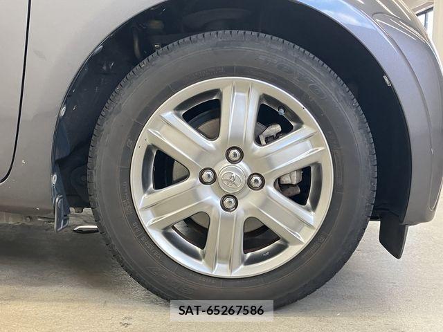 Toyota IQ 2012-03 8525292-27