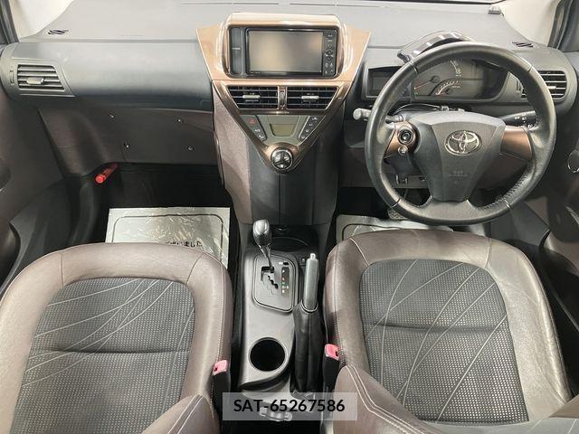 Toyota IQ 2012-03 8525292-28