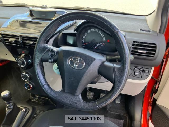 Toyota IQ 2014-09 8525291-13