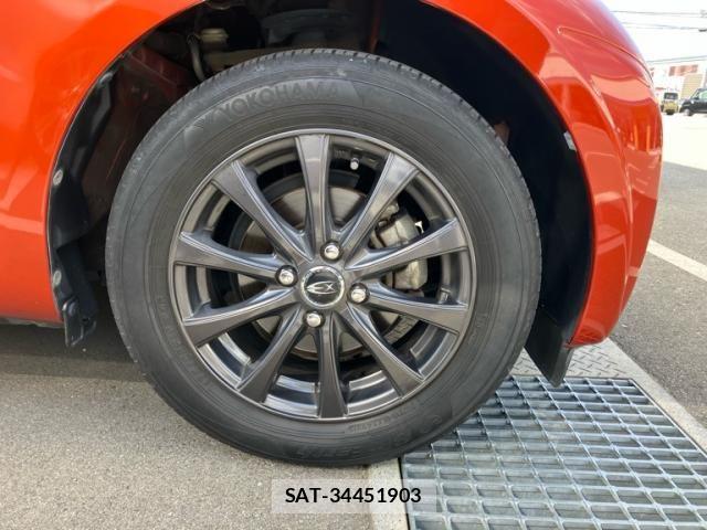 Toyota IQ 2014-09 8525291-6