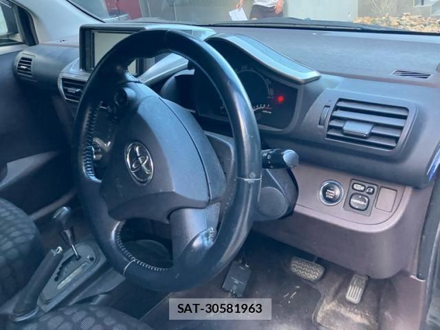 Toyota IQ 2009-01 8659554-13