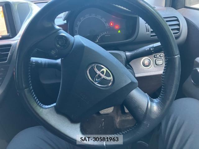 Toyota IQ 2009-01 8659554-16