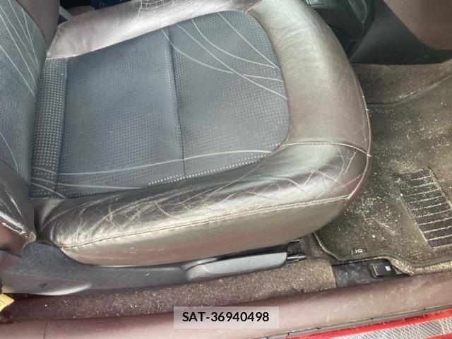 Toyota IQ 2008-12 8780636-11
