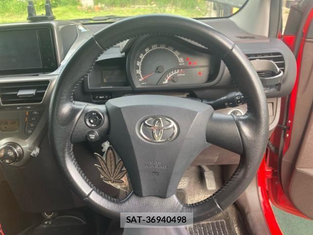 Toyota IQ 2008-12 8780636-14