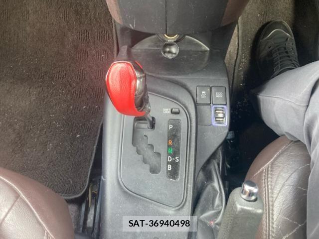 Toyota IQ 2008-12 8780636-18