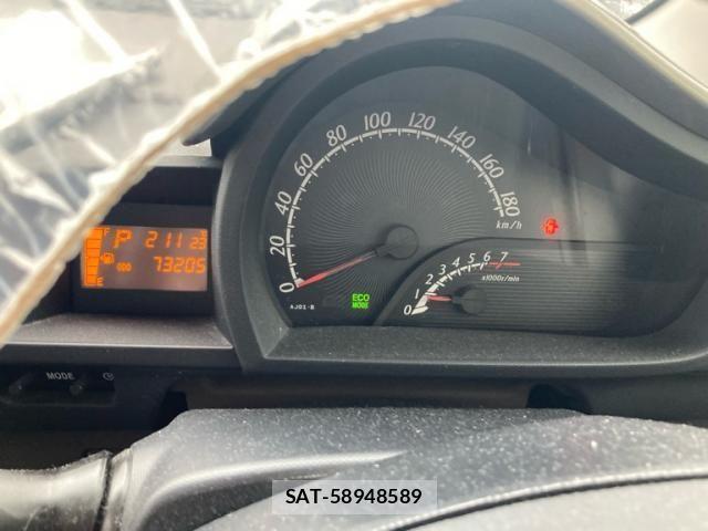 Toyota IQ 2009-09 8780635-13
