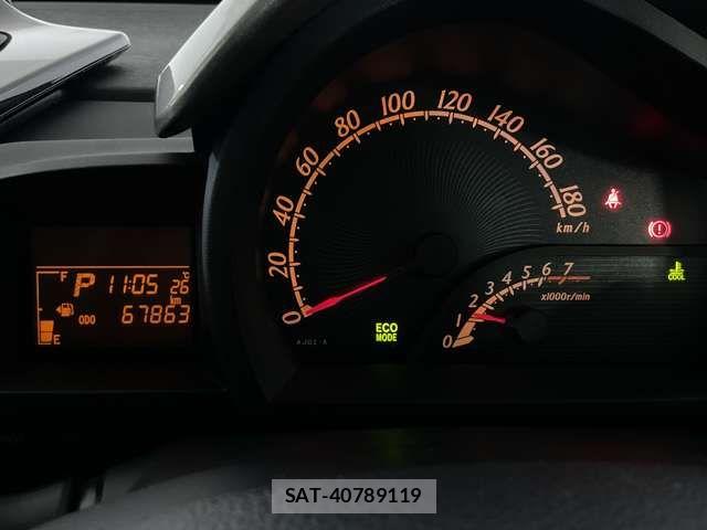 Toyota IQ 2013-08 8829574-15