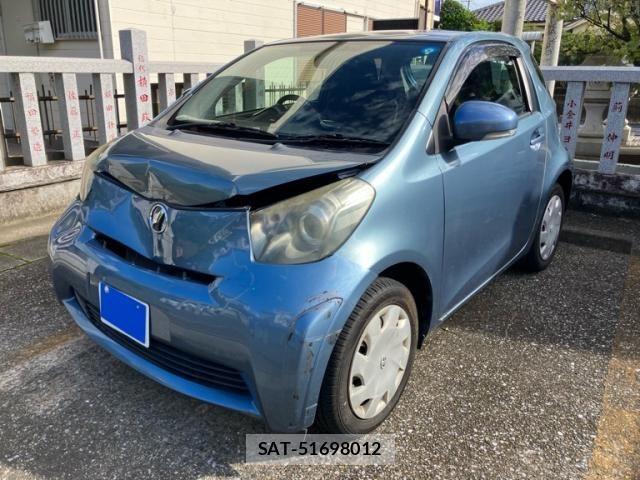 Toyota IQ 2009-04 8849399-1