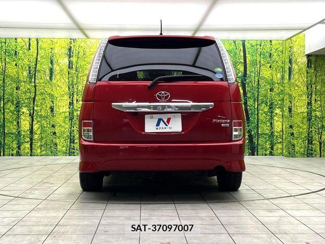 Toyota ISIS 2013-09 5869719-13