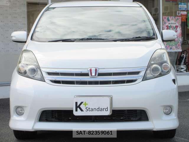 Toyota ISIS 2010-03 6612387-4