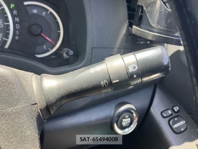 Toyota ISIS 2011-11 6994430-10