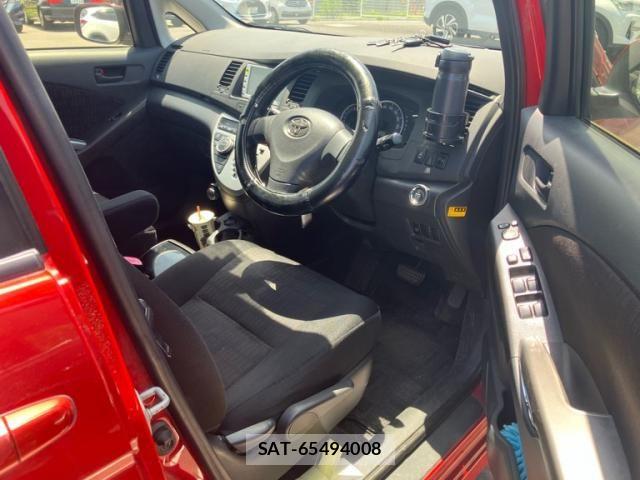 Toyota ISIS 2011-11 6994430-5