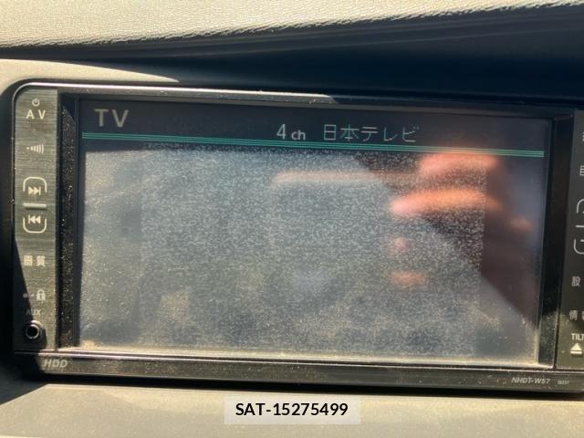 Toyota ISIS 2007-06 7219960-18