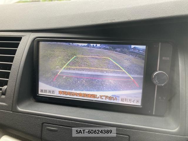 Toyota ISIS 2014-06 7219967-19