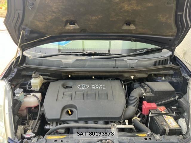 Toyota ISIS 2010-10 7327616-18
