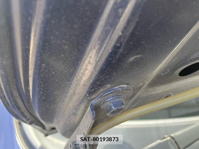 Toyota ISIS 2010-10 7327616-19