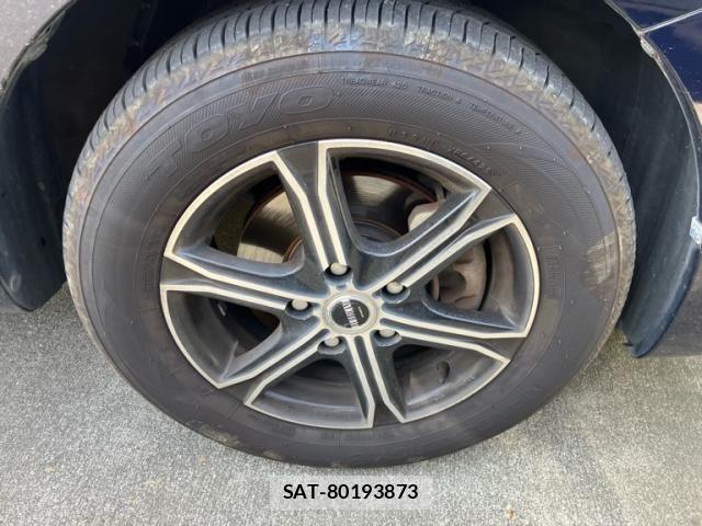 Toyota ISIS 2010-10 7327616-5