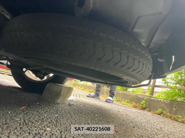 Toyota ISIS 2012-03 7327614-6