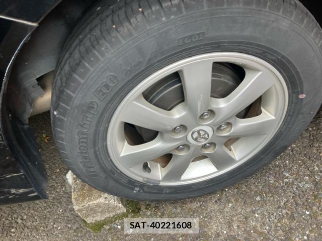 Toyota ISIS 2012-03 7327614-8