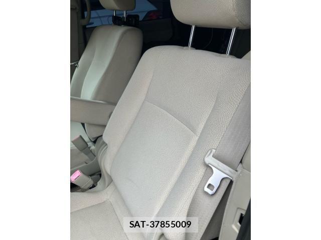 Toyota ISIS 2009-11 7327611-12