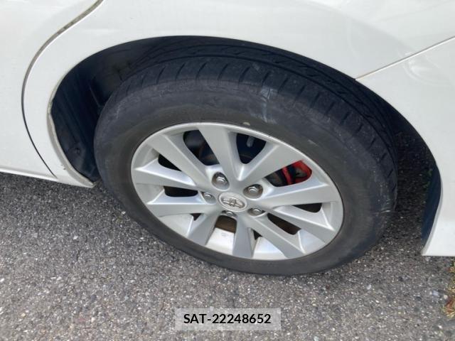 Toyota ISIS 2004-11 7327617-9