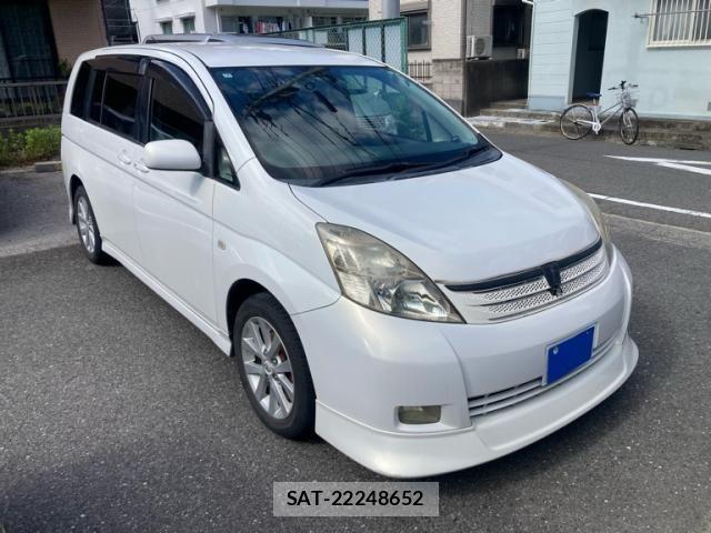 Toyota ISIS 2004-11 7327617-1