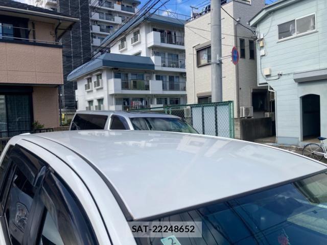 Toyota ISIS 2004-11 7327617-5