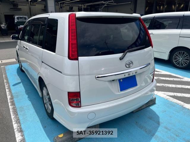 Toyota ISIS 2010-09 7327608-6