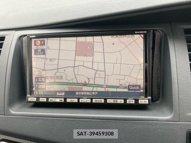 Toyota ISIS 2005-11 7327613-16