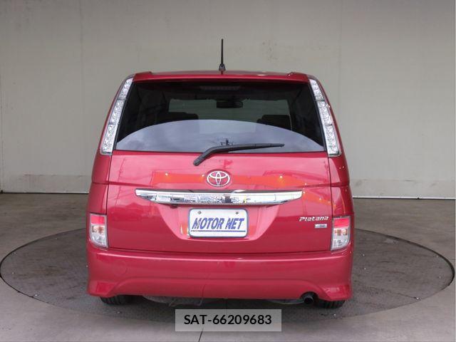 Toyota ISIS 2012-03 7327612-17