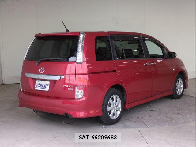Toyota ISIS 2012-03 7327612-1