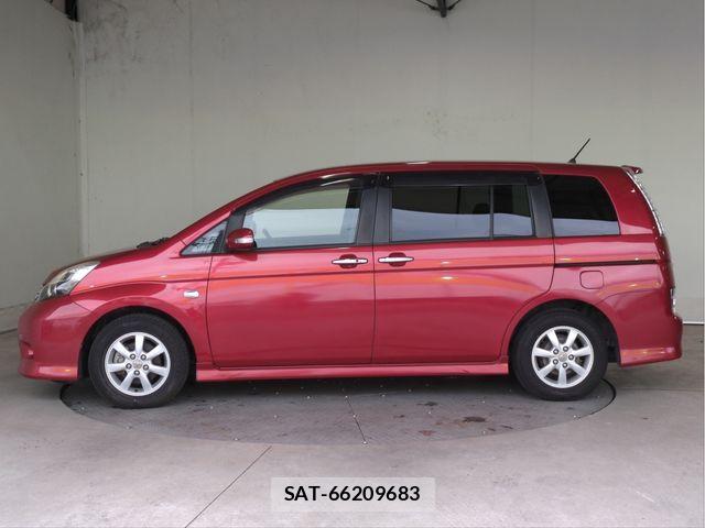 Toyota ISIS 2012-03 7327612-19