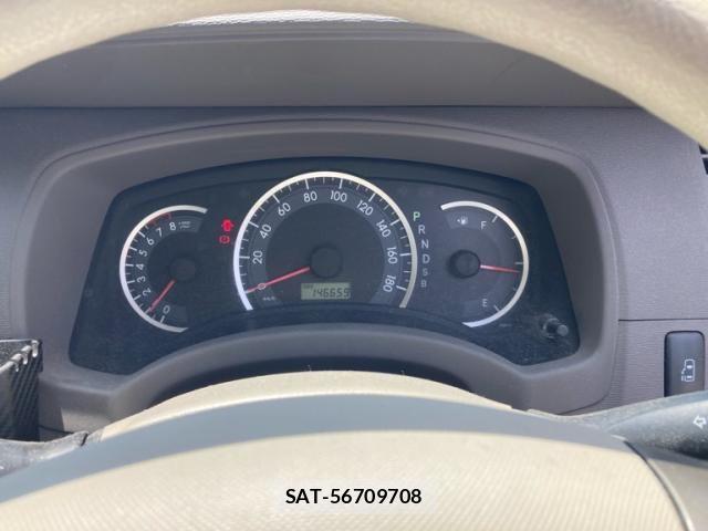 Toyota ISIS 2009-10 7392446-19