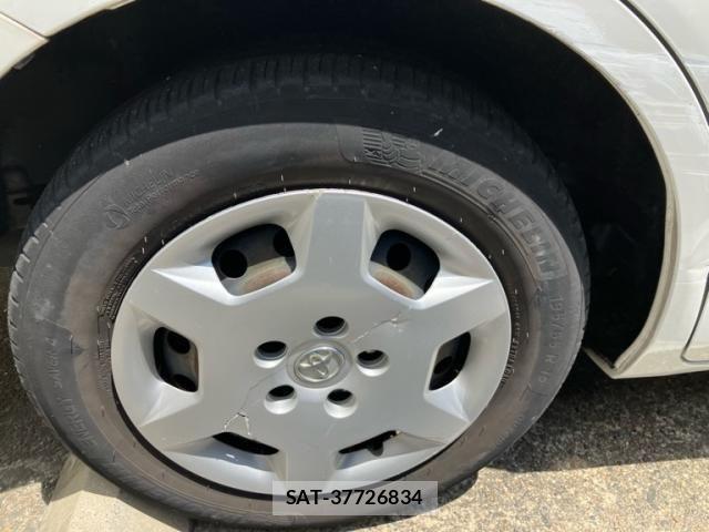Toyota ISIS 2005-09 7454984-4