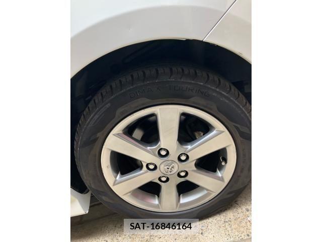 Toyota ISIS 2007-02 7454988-7