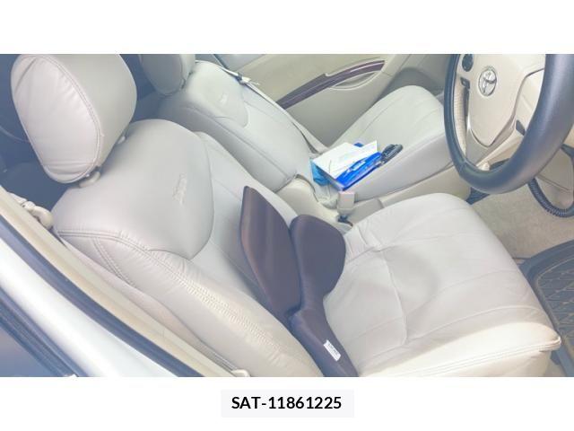 Toyota ISIS 2013-10 7500990-17