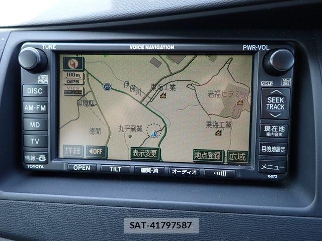 Toyota ISIS 2005-02 7500991-10