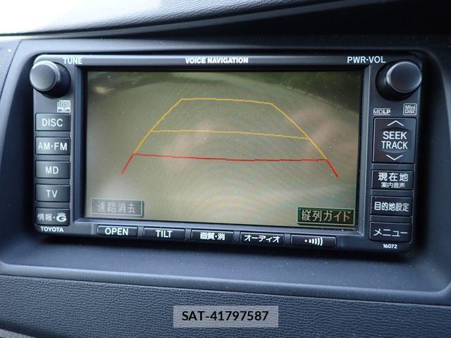 Toyota ISIS 2005-02 7500991-11