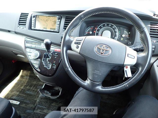 Toyota ISIS 2005-02 7500991-13