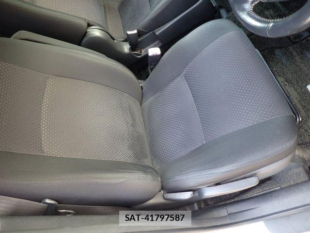 Toyota ISIS 2005-02 7500991-18