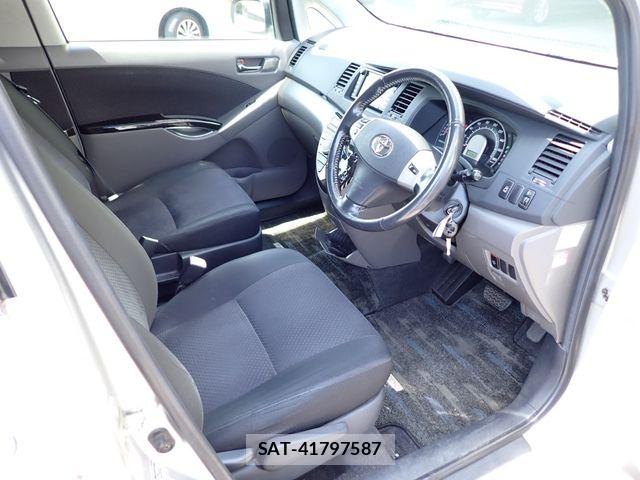 Toyota ISIS 2005-02 7500991-1