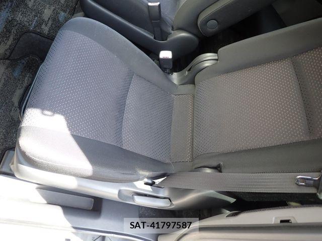 Toyota ISIS 2005-02 7500991-19