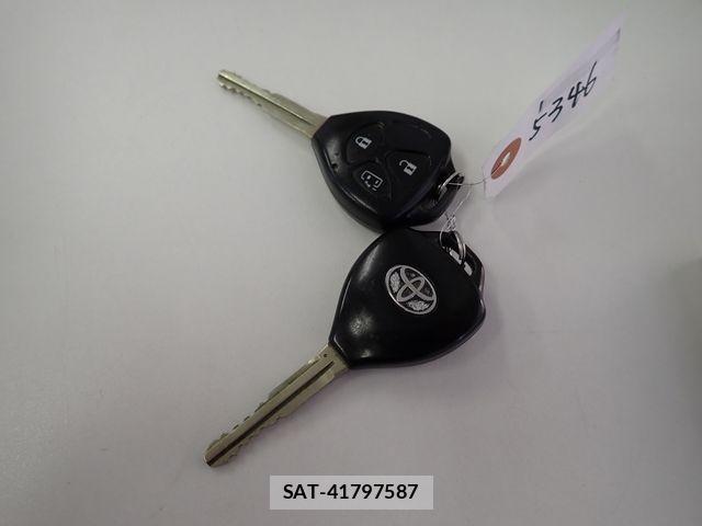 Toyota ISIS 2005-02 7500991-24