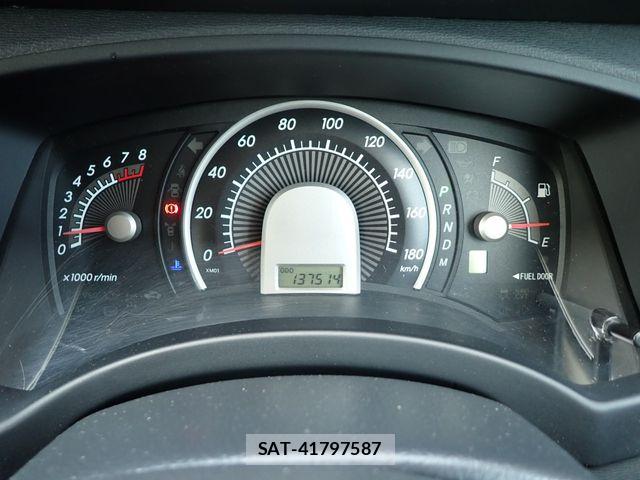 Toyota ISIS 2005-02 7500991-8